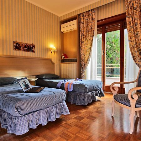 Large Family Apartment E8 Рим Екстериор снимка