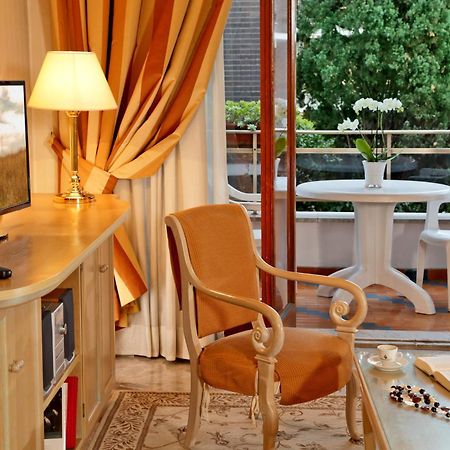 Large Family Apartment E8 Рим Екстериор снимка