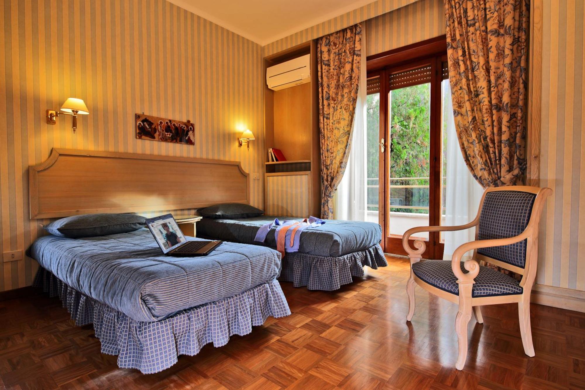 Large Family Apartment E8 Рим Екстериор снимка